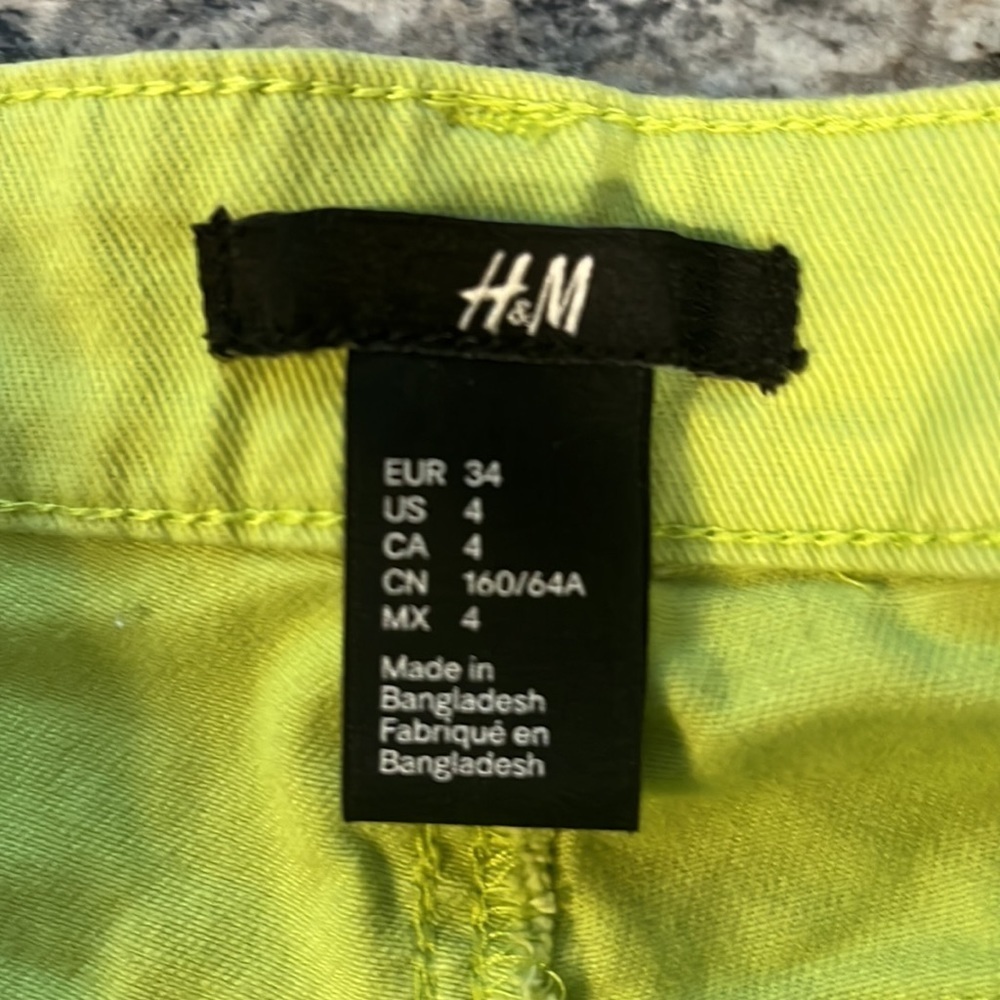 H&m Denim Shorts - Picture 3 of 3